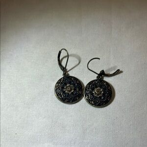 Lia Sophia vintage classic earrings